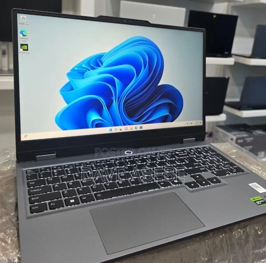New Laptop Lenovo LOQ 15AHP10 16GB AMD Ryzen 5 SSD 512GB