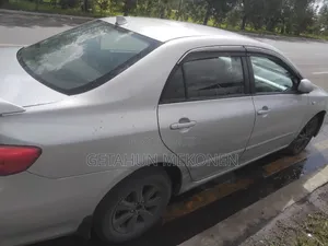 Toyota Corolla 2012 Silver