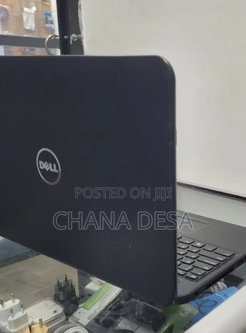 New Laptop Dell 4GB Intel Core i3 HDD 500GB