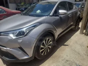 Toyota C-HR 2017 Silver