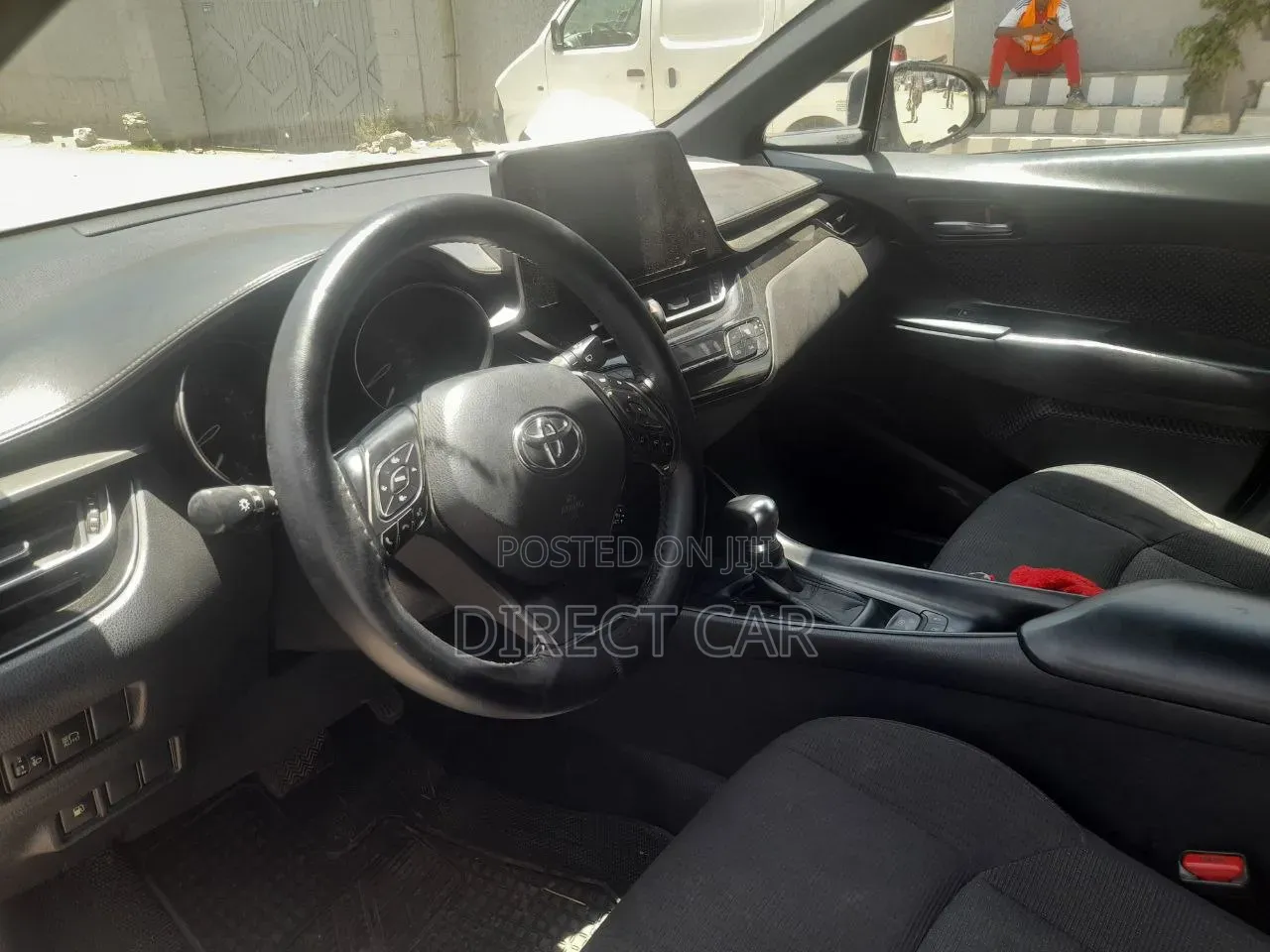 Toyota C-HR 2017 Silver