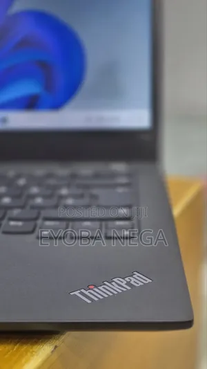 New Laptop Lenovo ThinkPad T14s Gen 2 16GB Intel Core i7 SSD 512GB