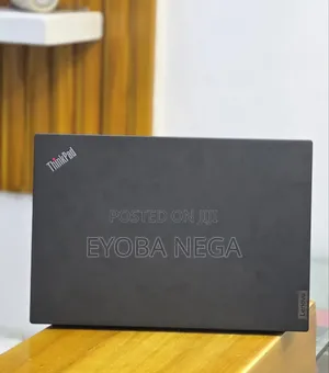 New Laptop Lenovo ThinkPad T14s Gen 2 16GB Intel Core i7 SSD 512GB