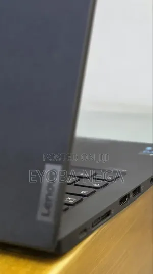 New Laptop Lenovo ThinkPad T14s Gen 2 16GB Intel Core i7 SSD 512GB