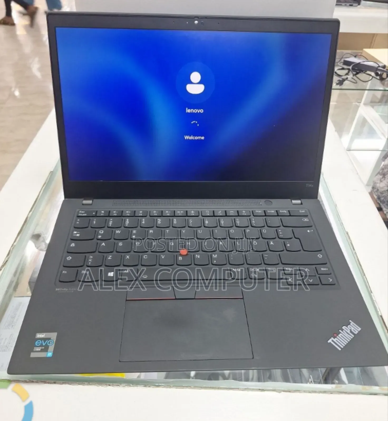 New Laptop Lenovo ThinkPad T14s Gen 2 16GB Intel Core i7 SSD 512GB