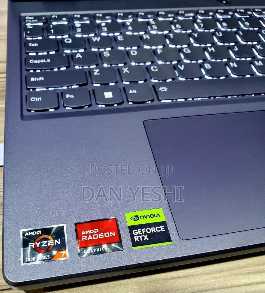 New Laptop Lenovo Legion 5 16GB AMD Ryzen 7 SSD 512GB