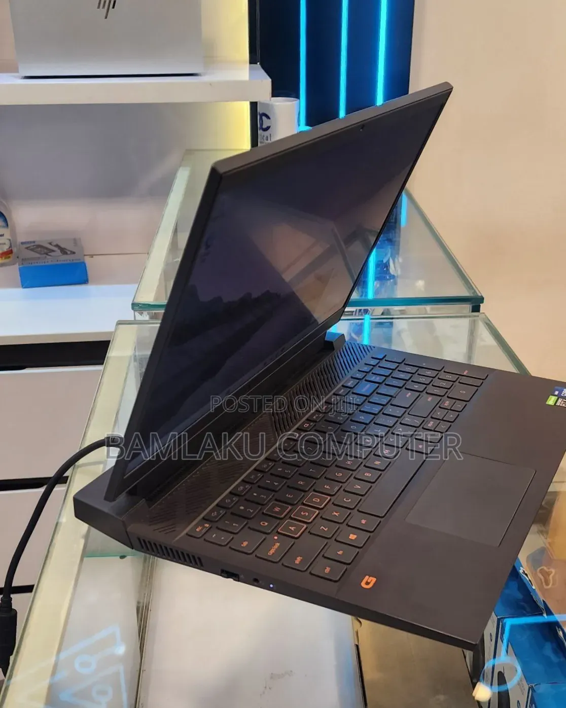 New Laptop Dell G15 5511 16GB Intel Core i7 SSD 512GB