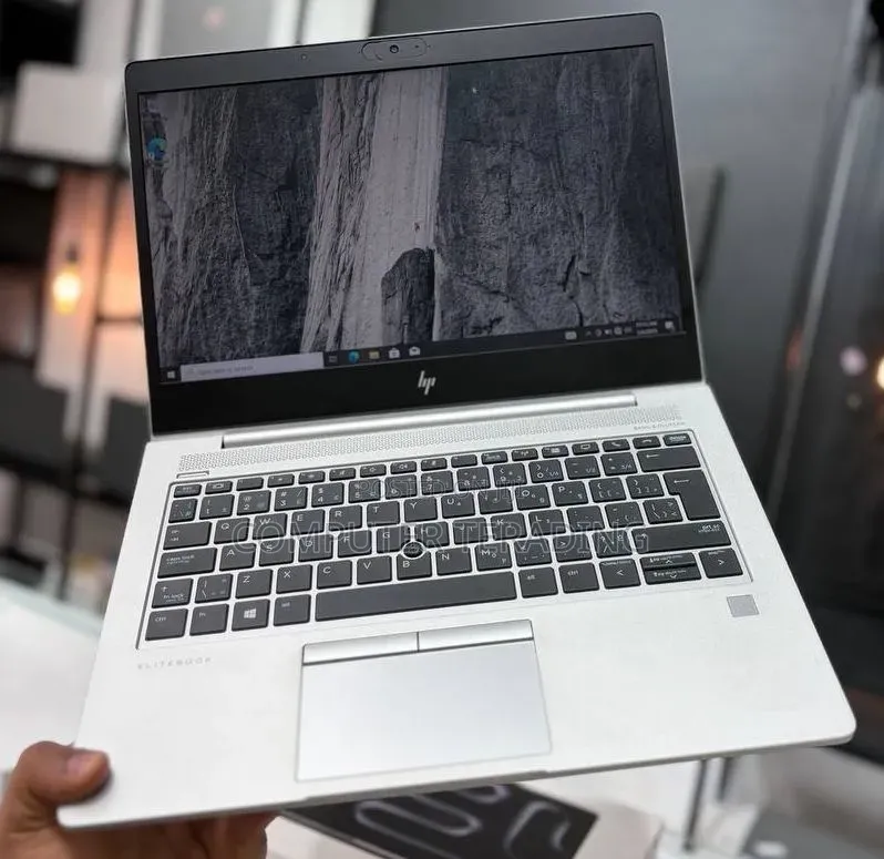 New Laptop HP EliteBook 735 G6 16GB Intel Core i5 SSD 256GB