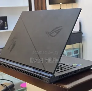 New Laptop Asus 32GB Intel Core i9 SSD 2T