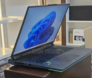 New Laptop Asus 32GB Intel Core i9 SSD 2T