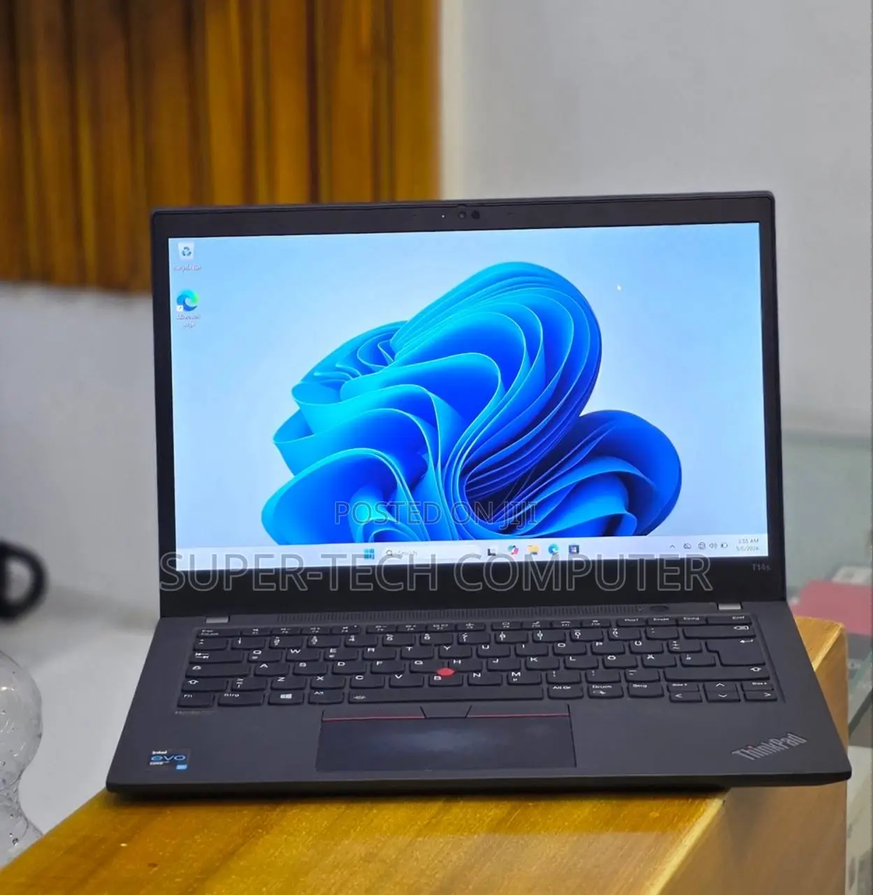 New Laptop Lenovo ThinkPad T14s Gen 2 16GB Intel Core i7 SSD 512GB
