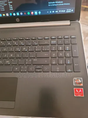 Laptop HP 15 8GB AMD Ryzen 3 HDD 1T