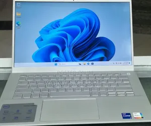 New Laptop Dell 8GB Intel Core i7 SSD 512GB