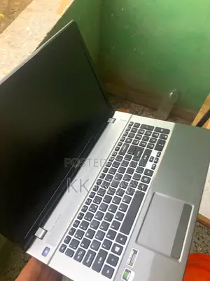 Laptop Acer Aspire V3-111P 8GB Intel Core i7 SSD 256GB