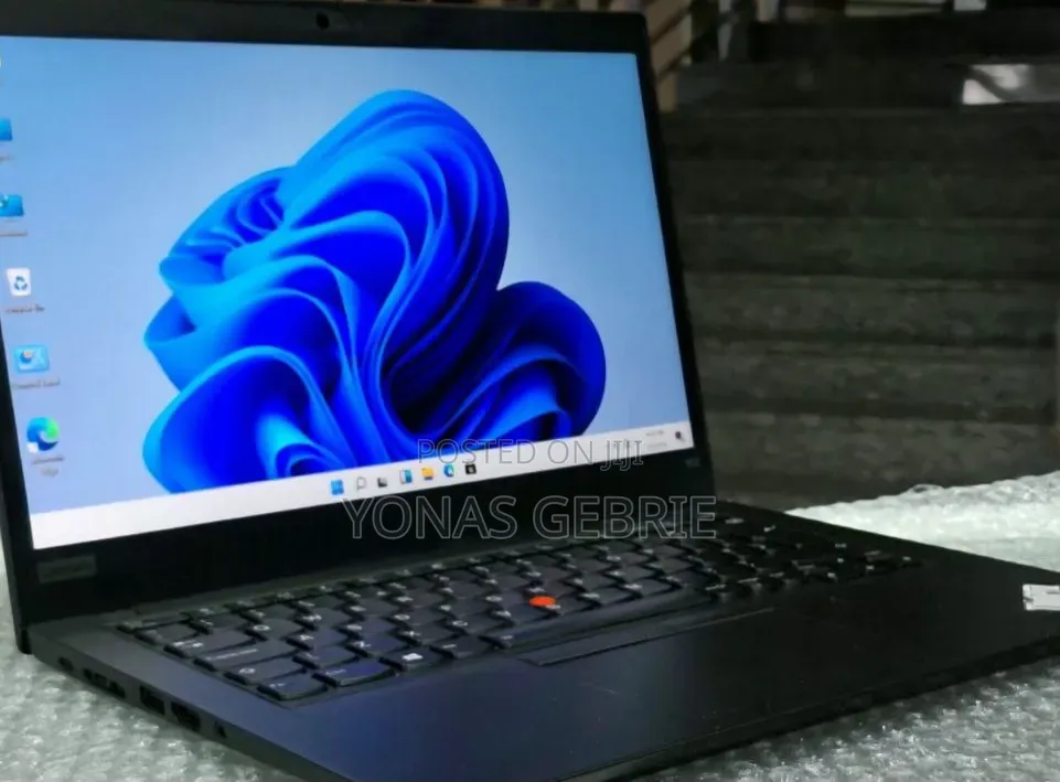 New Laptop Lenovo 16GB Intel Core i7 SSD 512GB