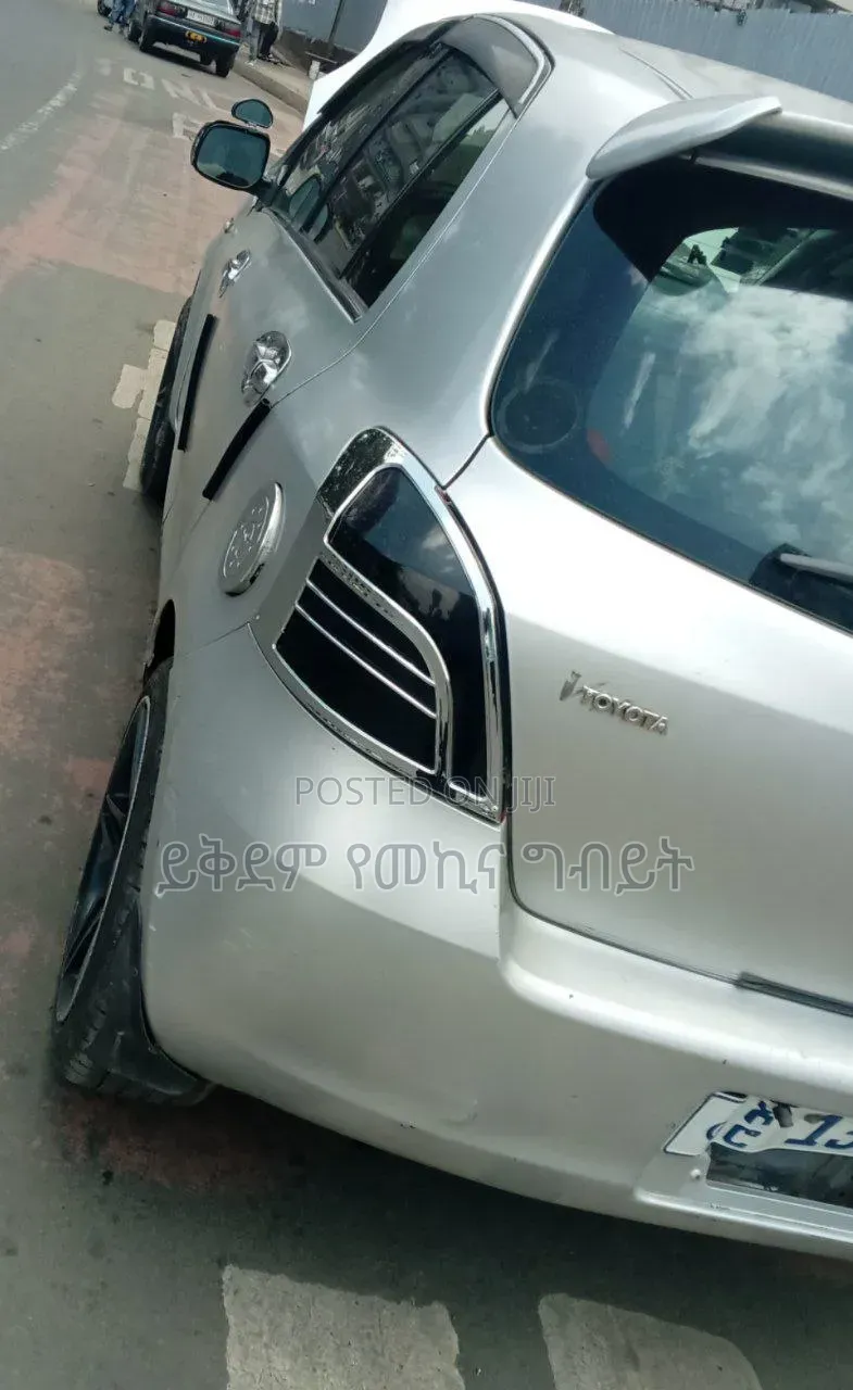 Toyota Yaris 2006 Silver