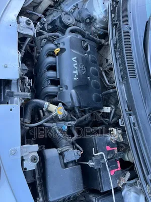 Toyota Yaris 2010 Silver