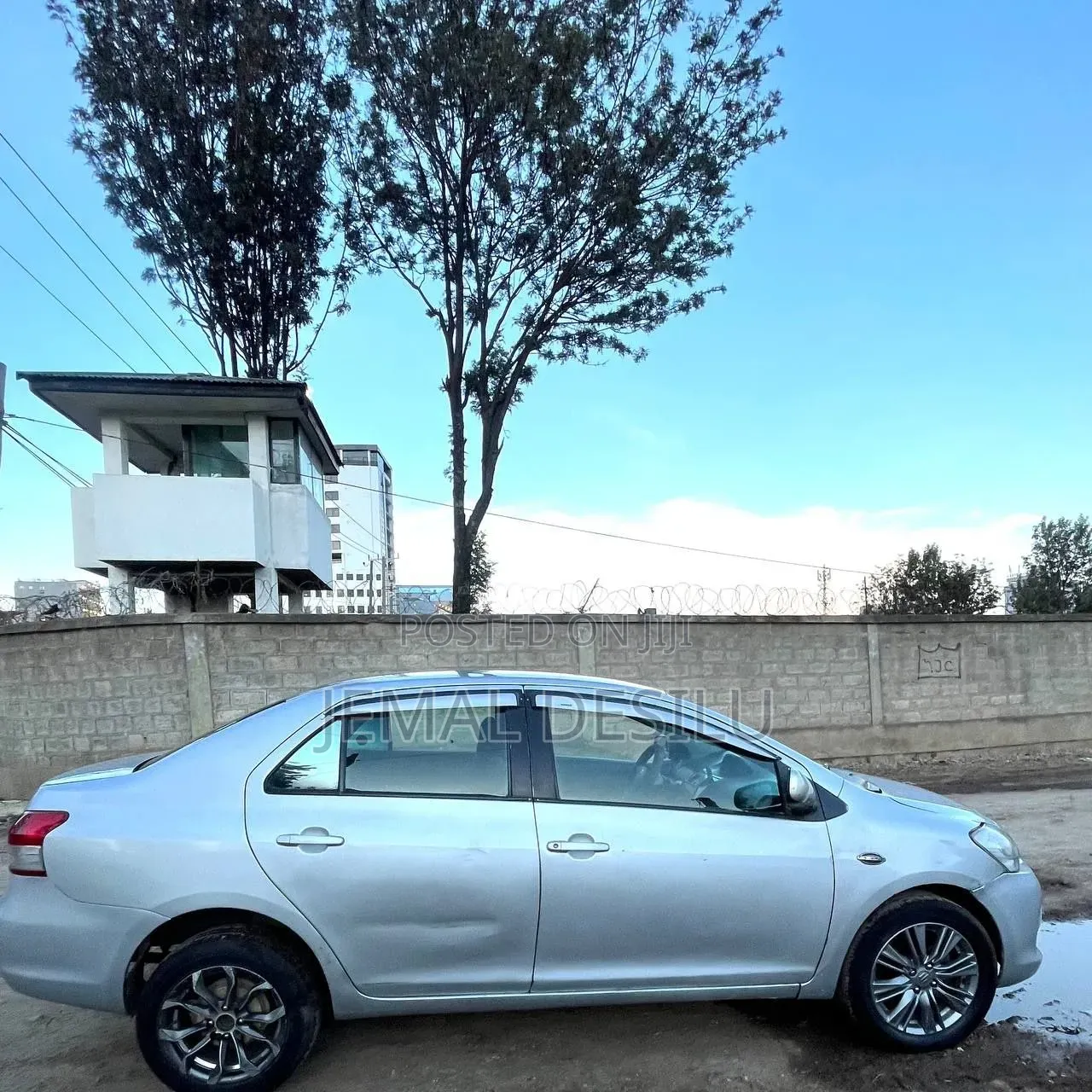 Toyota Yaris 2010 Silver