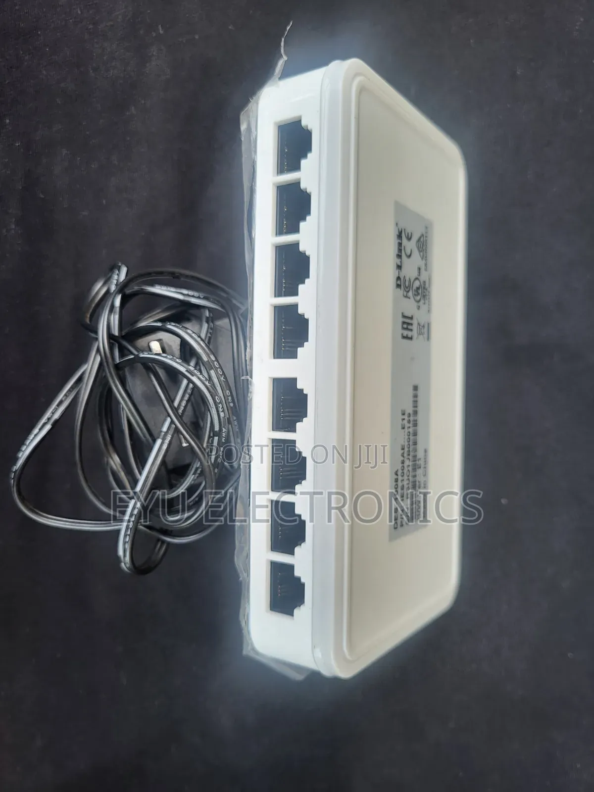 D-Link Des-1008c 8-Port Desktop Switch