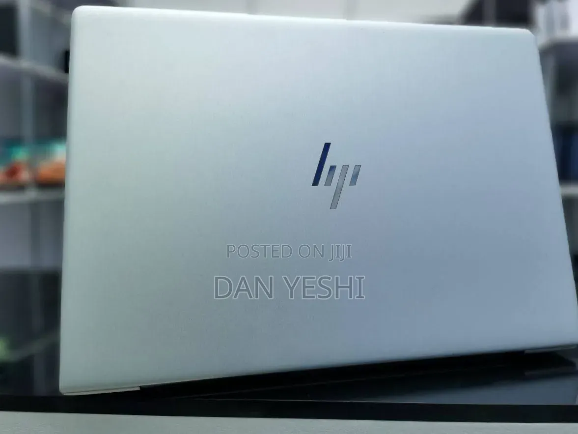 New Laptop HP EliteBook 845 G8 16GB AMD Ryzen 5 SSD 512GB