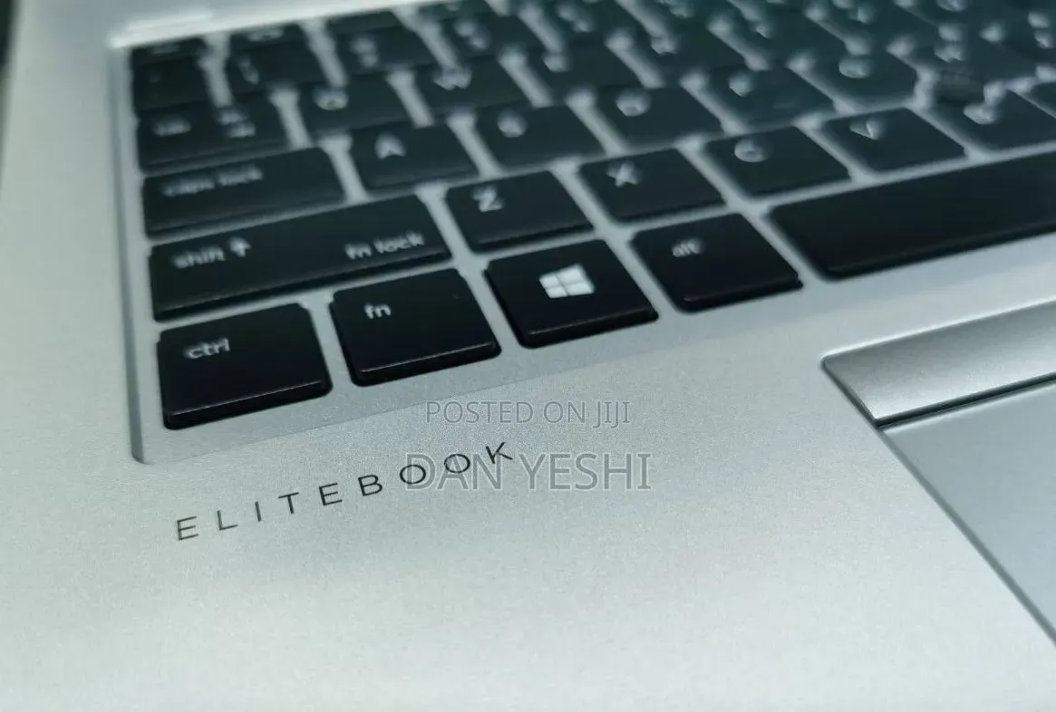 New Laptop HP EliteBook 845 G8 16GB AMD Ryzen 5 SSD 512GB