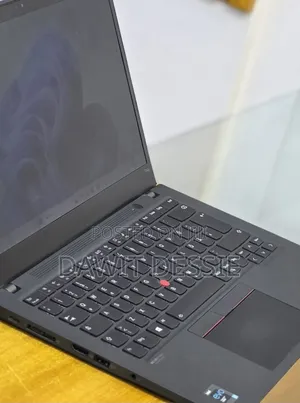 New Laptop Lenovo ThinkPad T14s Gen 2 16GB Intel Core i7 SSD 512GB