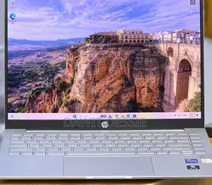 New Laptop HP 16GB Intel Core i5 SSD 512GB