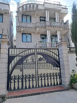 7bdrm House in Addis Ababa Wesen, Bole for sale