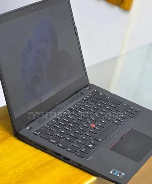 New Laptop Lenovo ThinkPad T14s G4 16GB Intel Core i7 SSD 512GB