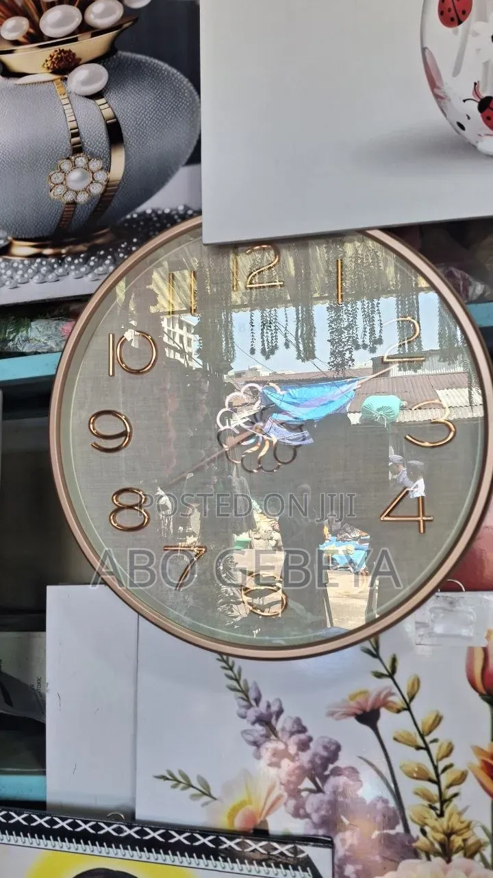 Clocks የ ግርግዳ ሰአት