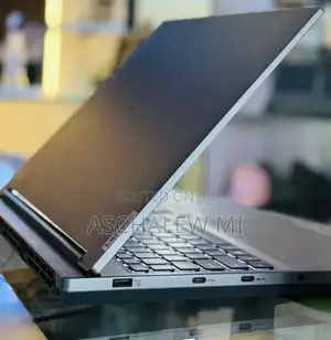 New Lenovo Legion Y7000P IRX9 Gaming Laptop 16GB Intel Core i7 SSD 1T