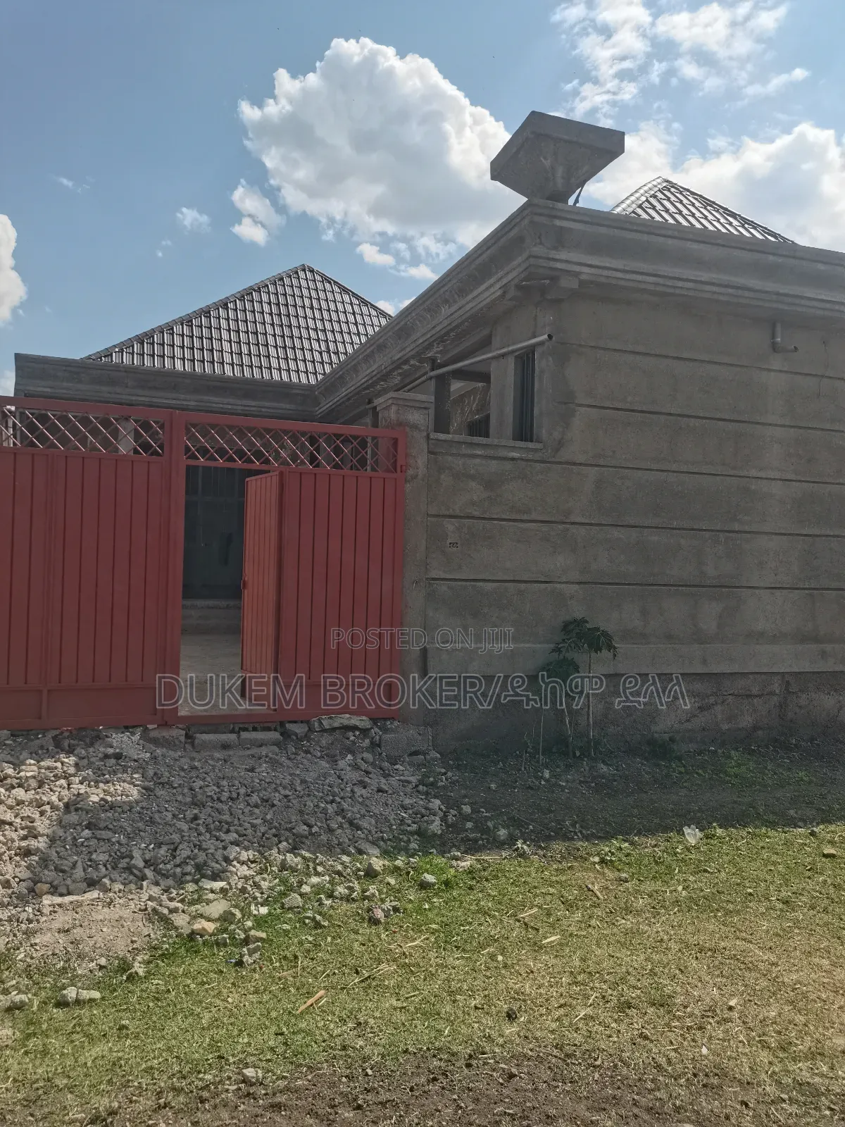 6bdrm House in Dukem, East Shewa for sale