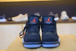 Air Jordan 4 Original Sneakers – Premium Authentic Design Comfort