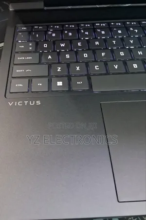 New Laptop HP Victus 16 16GB Intel Core i7 SSD 1T