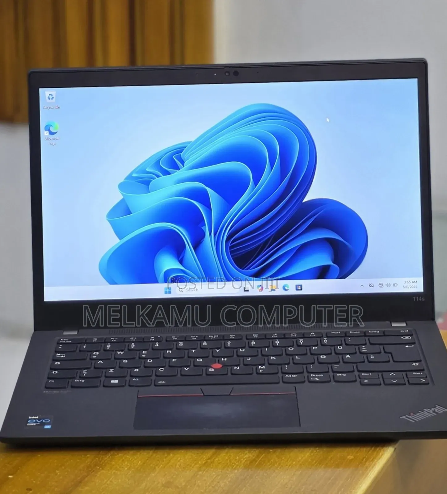 New Laptop Lenovo ThinkPad T14 16GB Intel Core i7 SSD 512GB