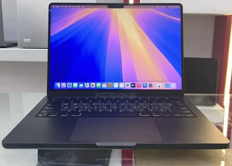 New Apple MacBook Pro 2023 M3 Pro 14-inch 18GB Apple M3 Pro SSD 512GB