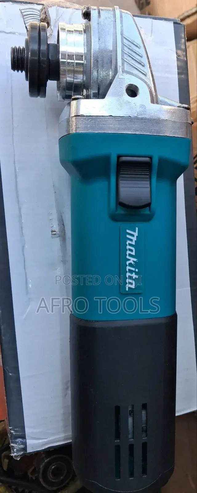 Makita 840w Angle Grinder