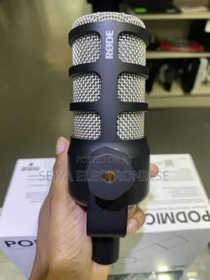 Røde Podmic Dynamic Podcasting Microphone.