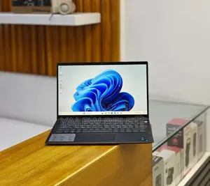New Laptop Dell Inspiron 7306 16GB Intel Core i7 SSD 512GB
