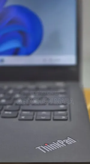 New Laptop Lenovo ThinkPad T14 16GB Intel Core i7 SSD 512GB