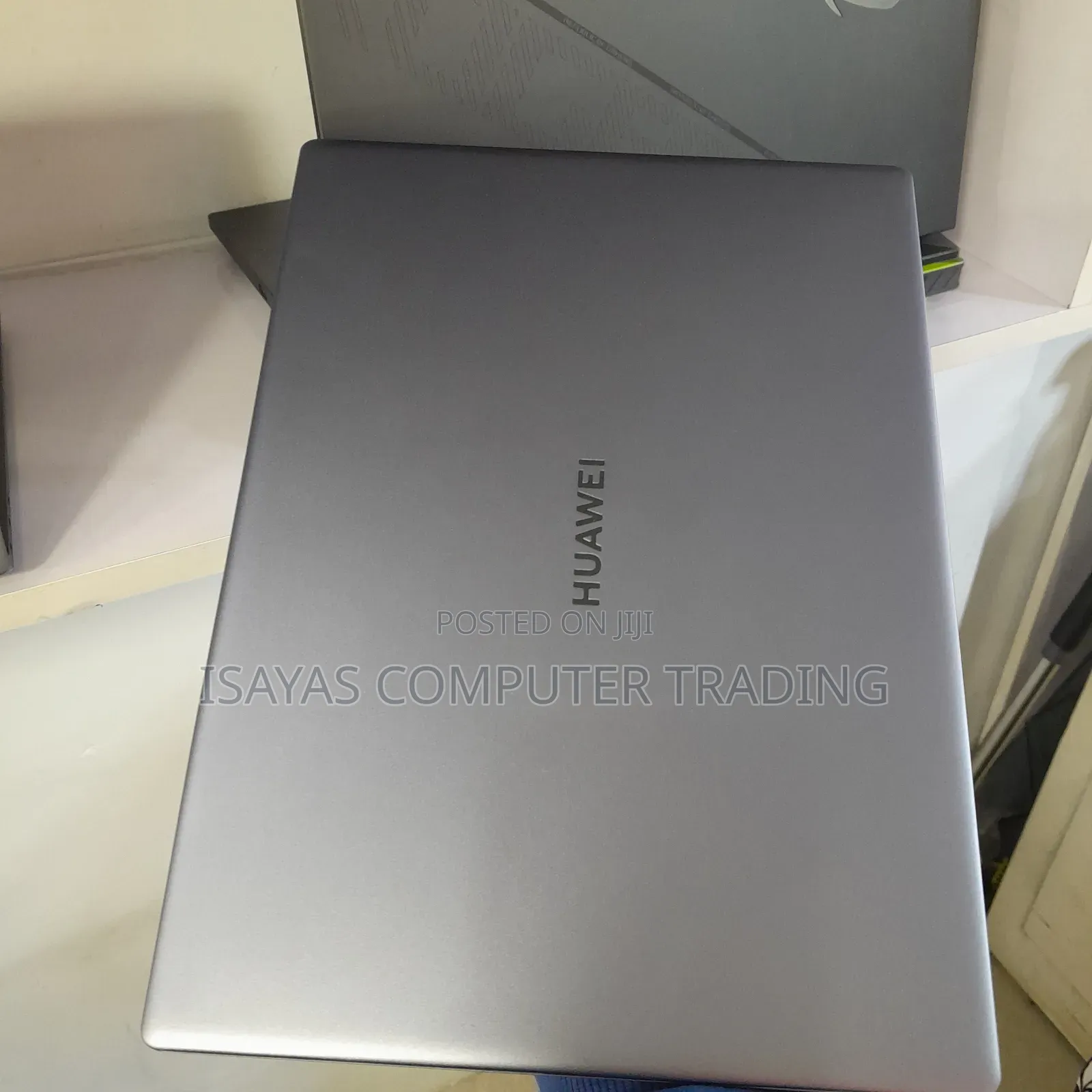 New Laptop Huawei MateBook 13 WRT-W19E 16GB Intel Core i7 SSD 512GB