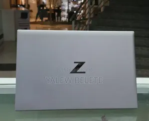 New Laptop HP ZBook Firefly 14 G7 16GB Intel Core i7 SSD 512GB