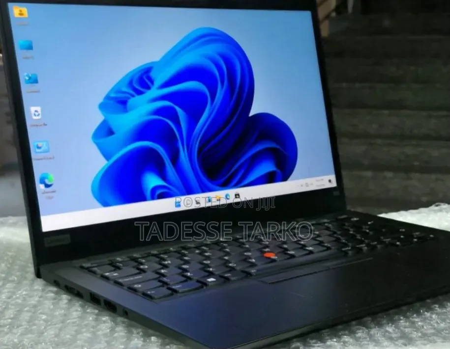 New Laptop Lenovo ThinkPad x13 Yoga 16GB Intel Core i7 SSD 512GB