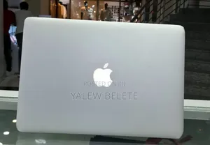 New Laptop Apple MacBook Pro 2015 8GB Intel Core i5 SSD 128GB