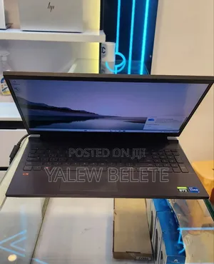 New Laptop Dell G15 5535 16GB Intel Core i7 SSD 512GB