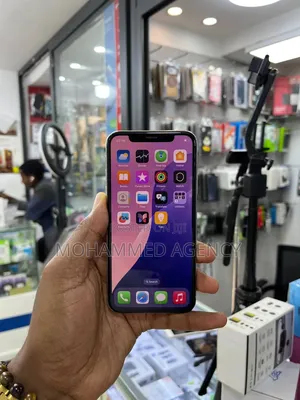 Apple iPhone XS 64 GB White