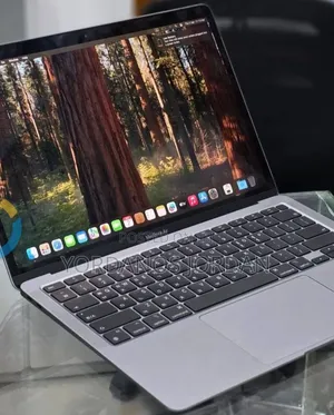 New Laptop Apple MacBook Air 2020 M1 16GB Apple M1 SSD 256GB