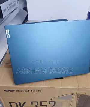 New Laptop Lenovo 16GB AMD Ryzen 7 SSD 512GB