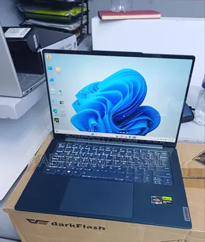 New Laptop Lenovo 16GB AMD Ryzen 7 SSD 512GB
