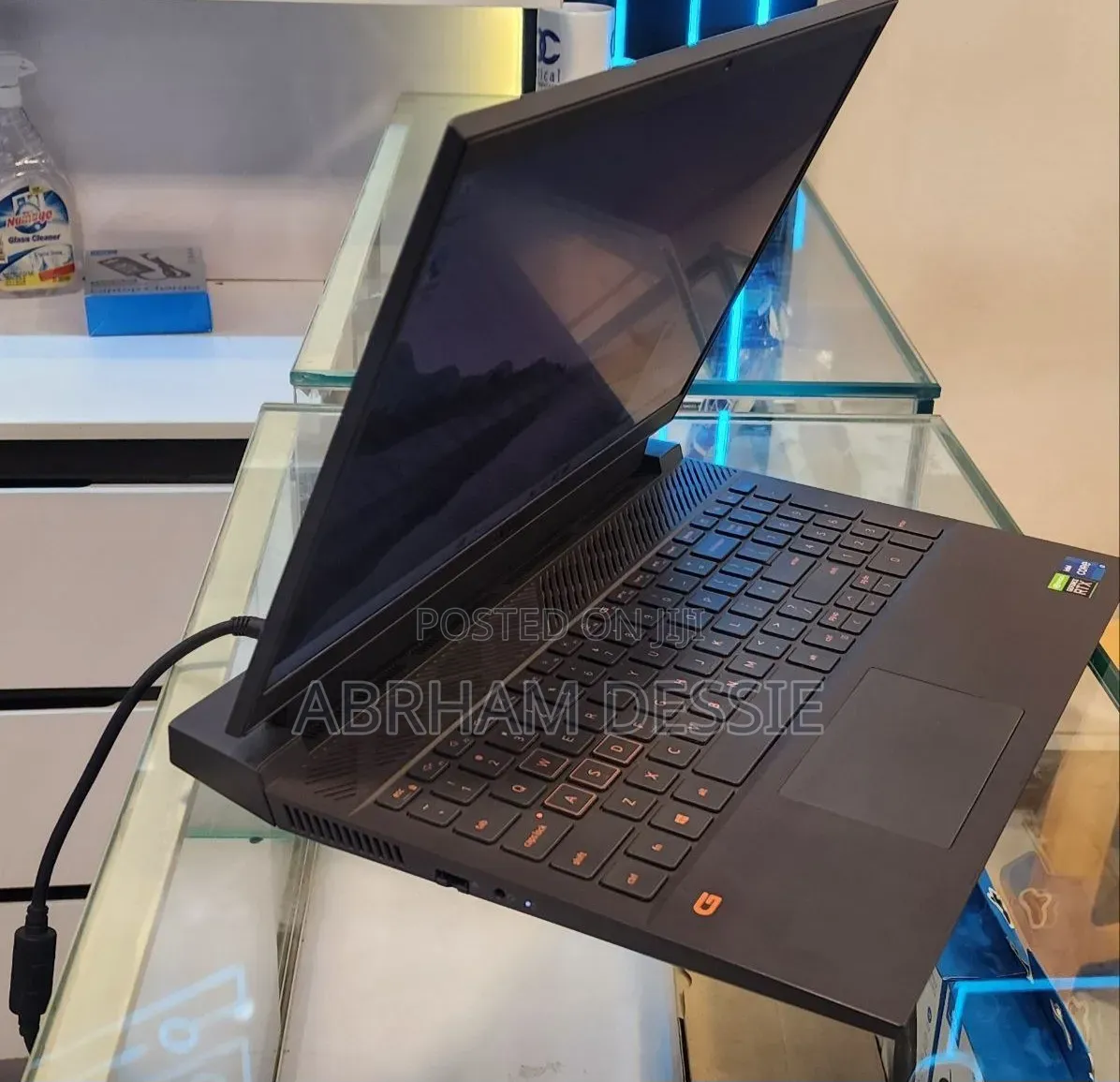 New Laptop Dell 16GB Intel Core i7 SSD 512GB